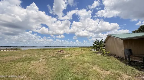 1360 Fort Meade Road Frostproof FL 33843