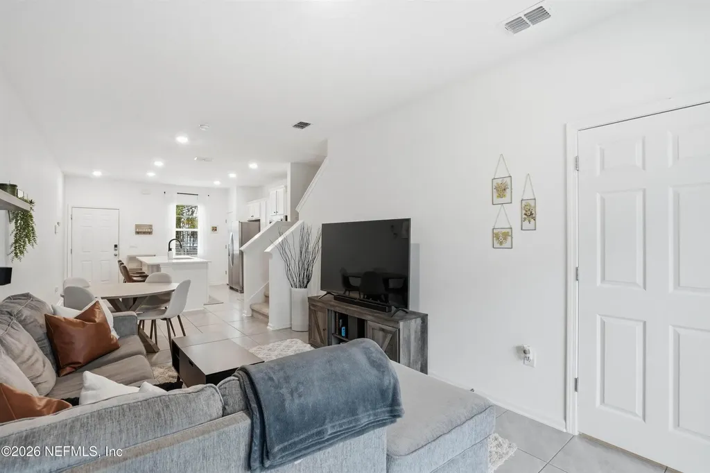 8321 Asteroid Street Jacksonville FL 32256