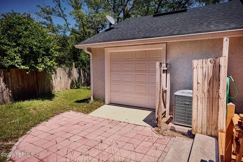 85404 Burmeister Road Fernandina Beach FL 32034