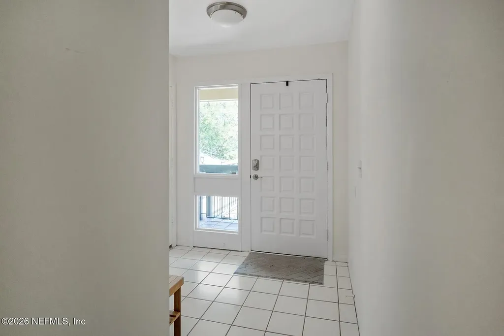 8012 Hollyridge Road Jacksonville FL 32256