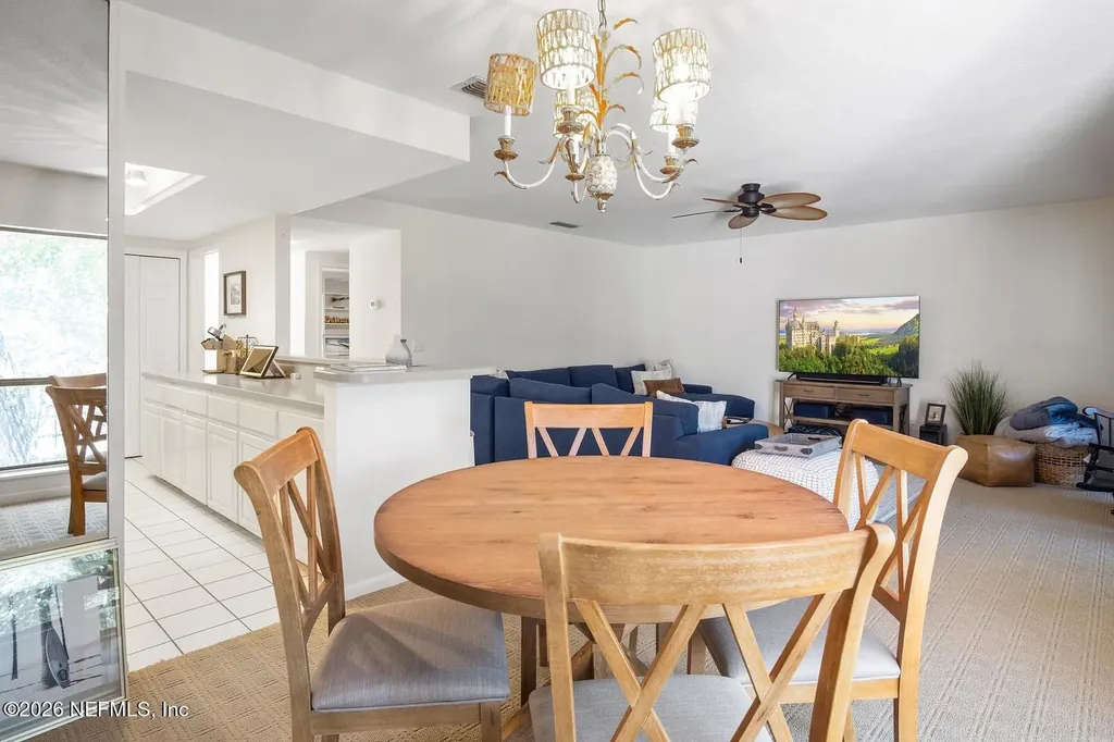 8012 Hollyridge Road Jacksonville FL 32256
