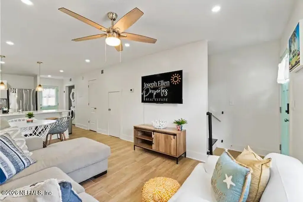 524 7th Avenue S Jacksonville Beach FL 32250