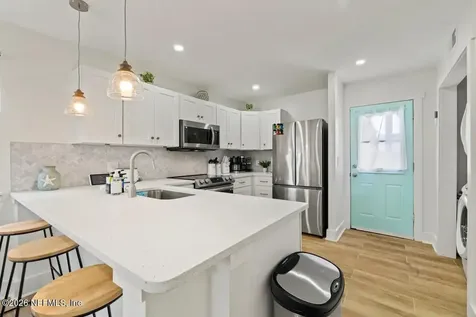 524 7th Avenue S Jacksonville Beach FL 32250