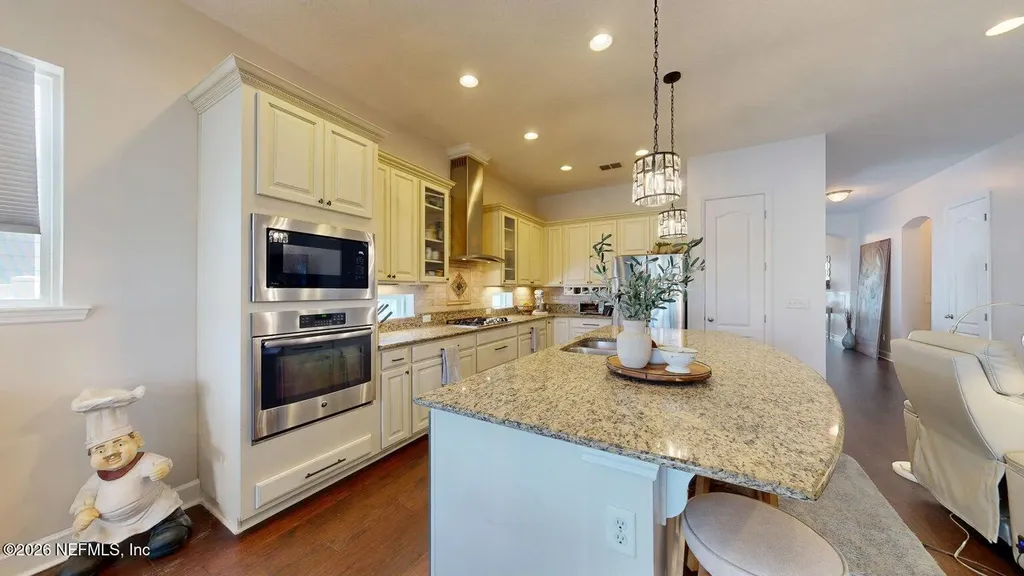 123 Tamarac Avenue Ponte Vedra FL 32081