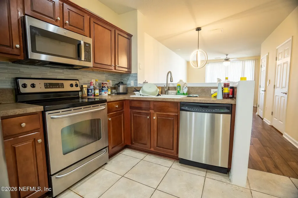 6794 Arching Branch Circle Jacksonville FL 32258