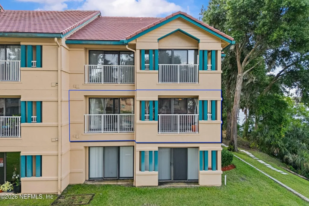 99 Broad River Place Welaka FL 32193