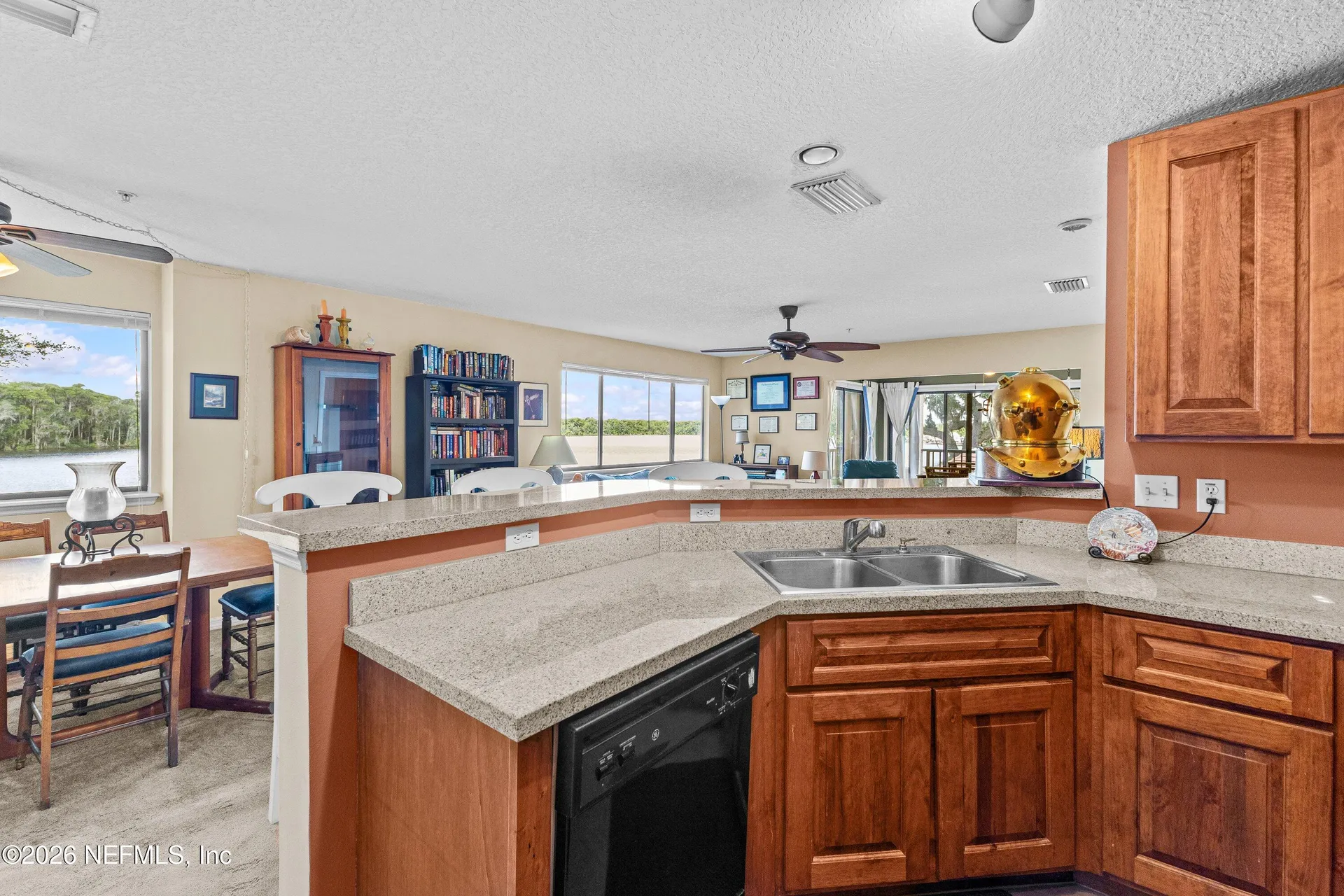 99 Broad River Place Welaka FL 32193