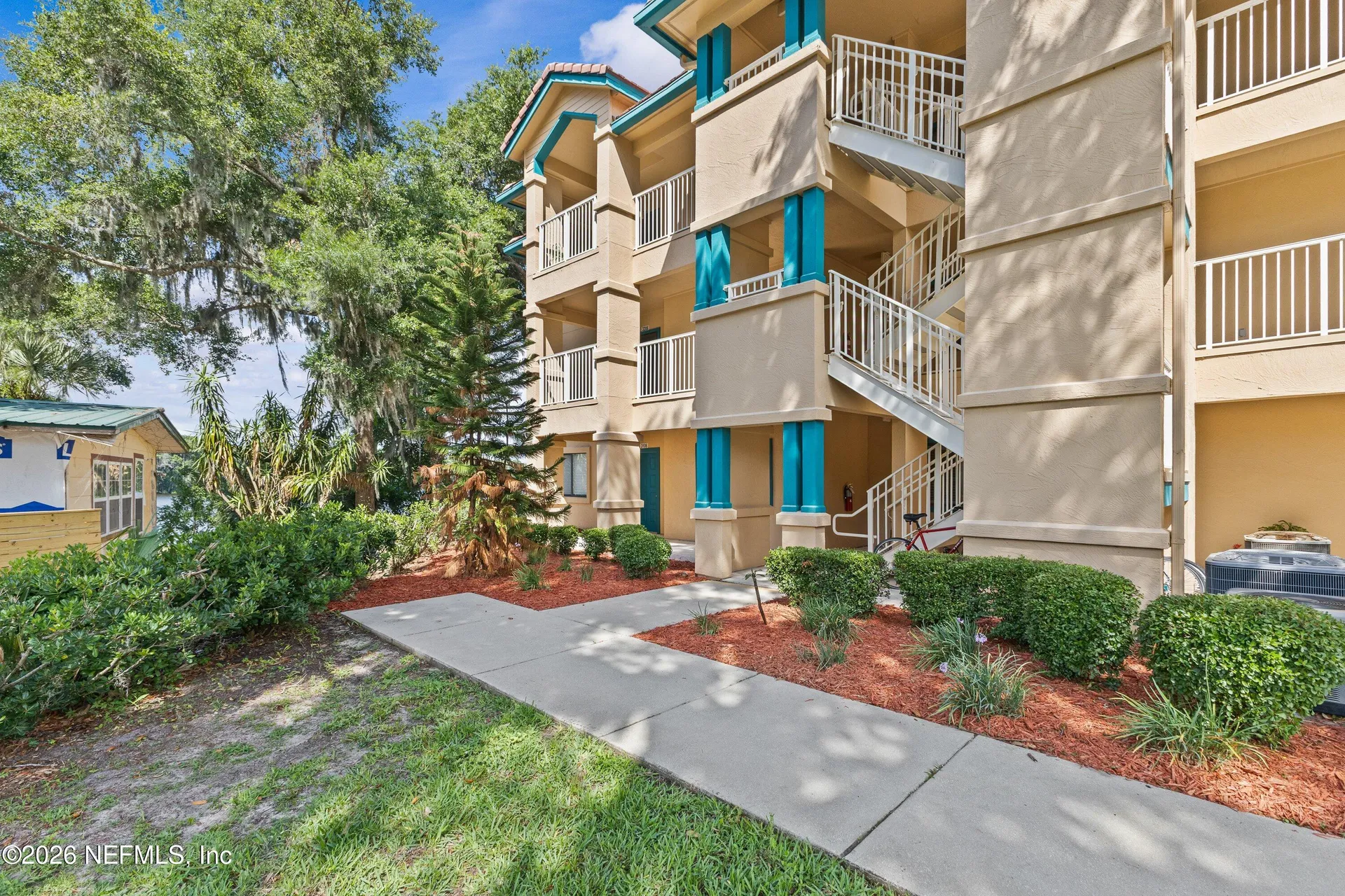 99 Broad River Place Welaka FL 32193