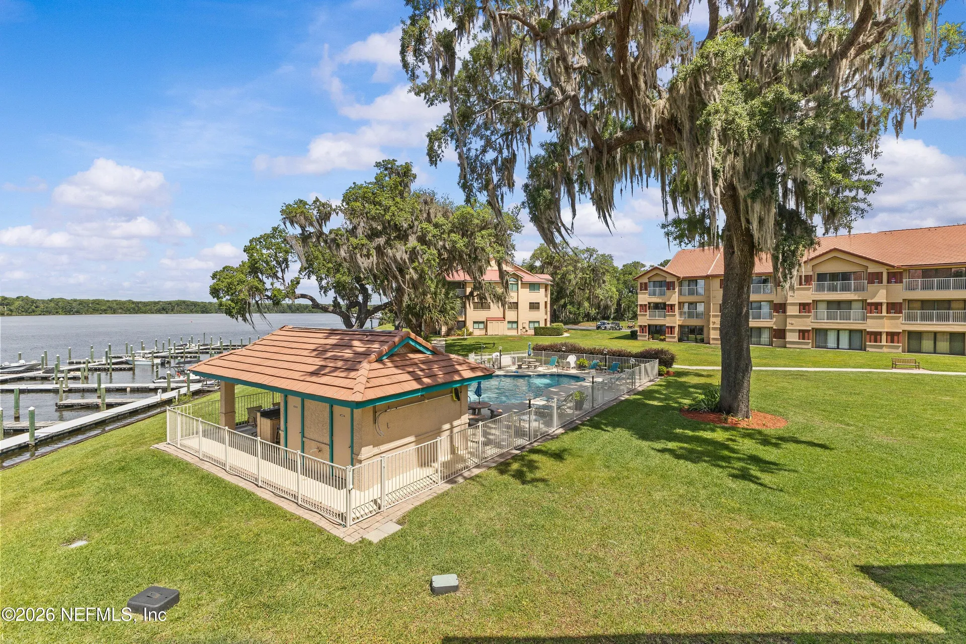 99 Broad River Place Welaka FL 32193