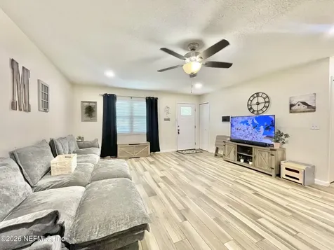4583 Alligator Boulevard Middleburg FL 32068