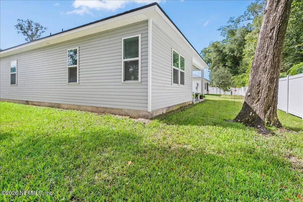 2305 Lincoln Sendero Trail Jacksonville FL 32218
