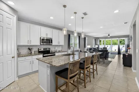 2305 Lincoln Sendero Trail Jacksonville FL 32218