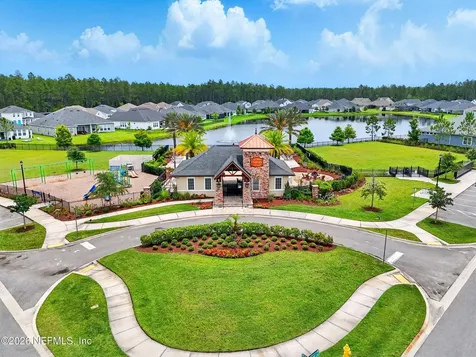 132 Clarendon Road St. Johns FL 32259