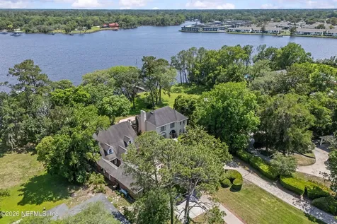 3030 Lake Shore Boulevard Jacksonville FL 32210
