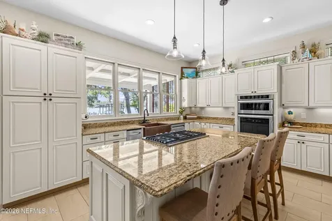 3030 Lake Shore Boulevard Jacksonville FL 32210