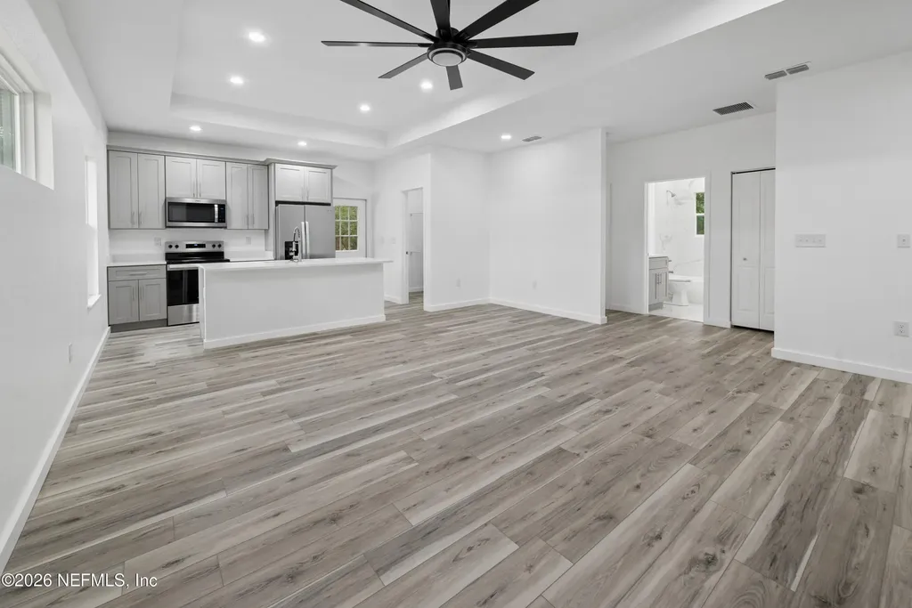 907 N Thompson Street Starke FL 32091