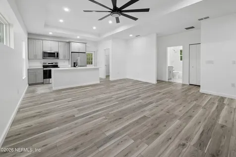 907 N Thompson Street Starke FL 32091
