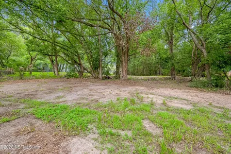 907 N Thompson Street Starke FL 32091