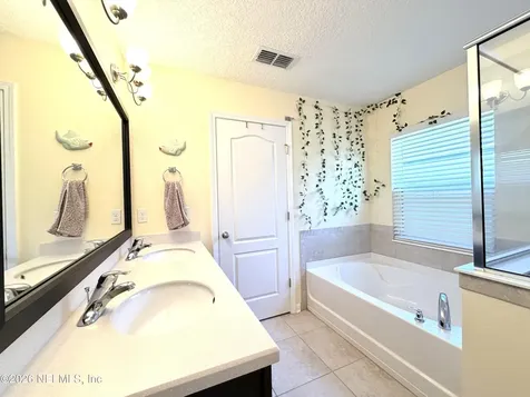 16226 Stanis Court Jacksonville FL 32218