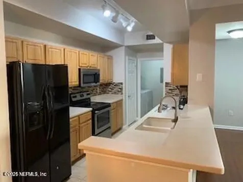 10075 N Gate Parkway Jacksonville FL 32246