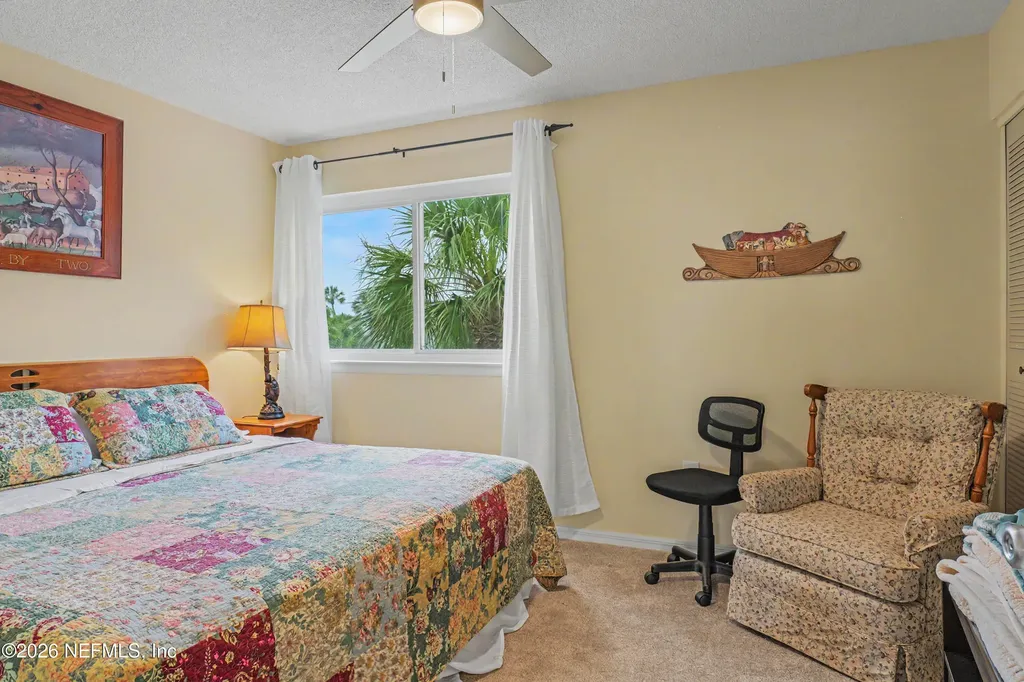 235 River Bend Place Welaka FL 32193