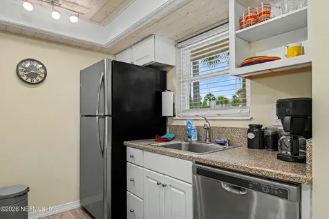 235 River Bend Place Welaka FL 32193