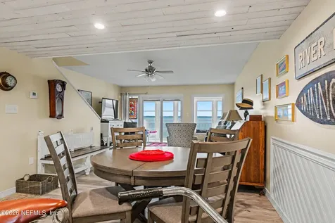 235 River Bend Place Welaka FL 32193