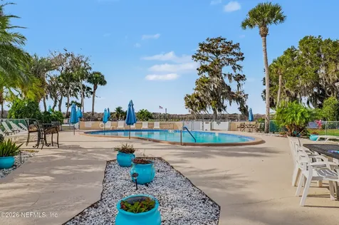 235 River Bend Place Welaka FL 32193