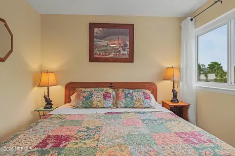 235 River Bend Place Welaka FL 32193