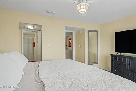235 River Bend Place Welaka FL 32193