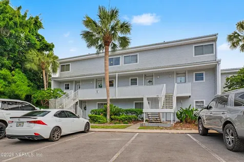 235 River Bend Place Welaka FL 32193