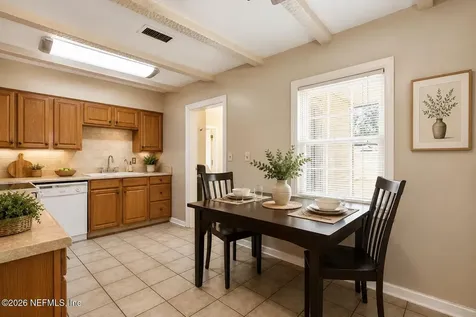 1546 River Hills Circle W Jacksonville FL 32211