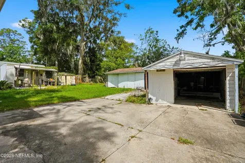 1546 River Hills Circle W Jacksonville FL 32211