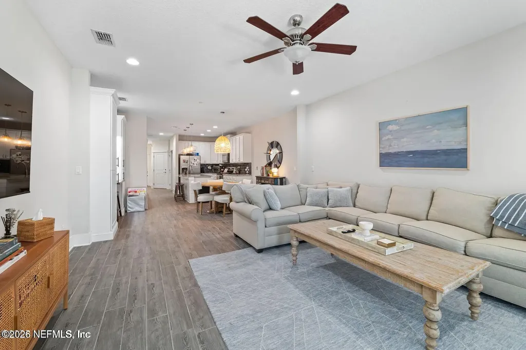622 2nd Avenue N Jacksonville Beach FL 32250