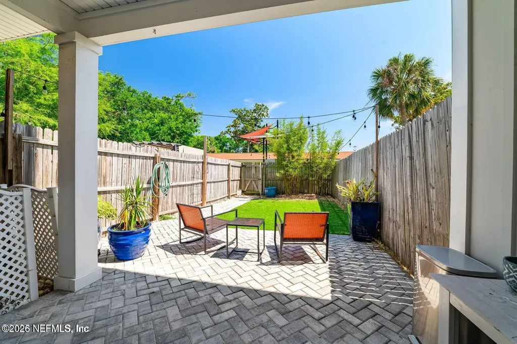 622 2nd Avenue N Jacksonville Beach FL 32250