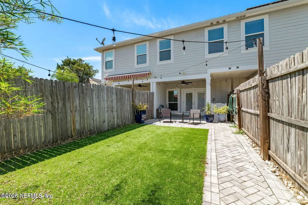 622 2nd Avenue N Jacksonville Beach FL 32250