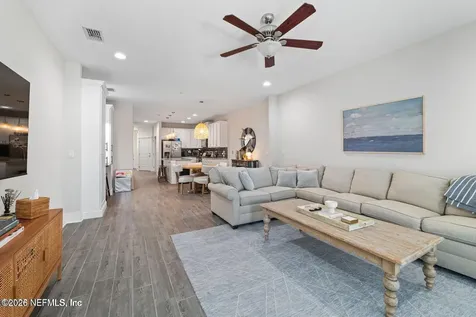 622 2nd Avenue N Jacksonville Beach FL 32250