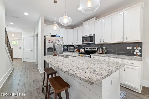 622 2nd Avenue N Jacksonville Beach FL 32250