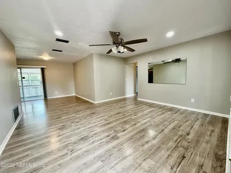 5905 Renault Drive Jacksonville FL 32244
