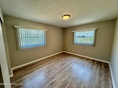 5905 Renault Drive Jacksonville FL 32244