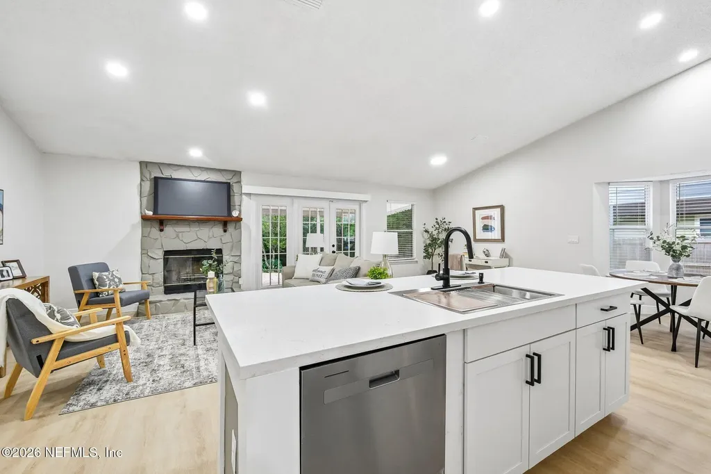 2377 Winterwood Circle E Jacksonville FL 32210