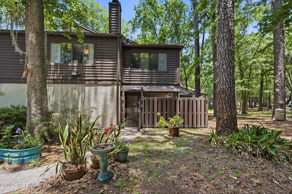 10439 Bigtree Circle W Jacksonville FL 32257