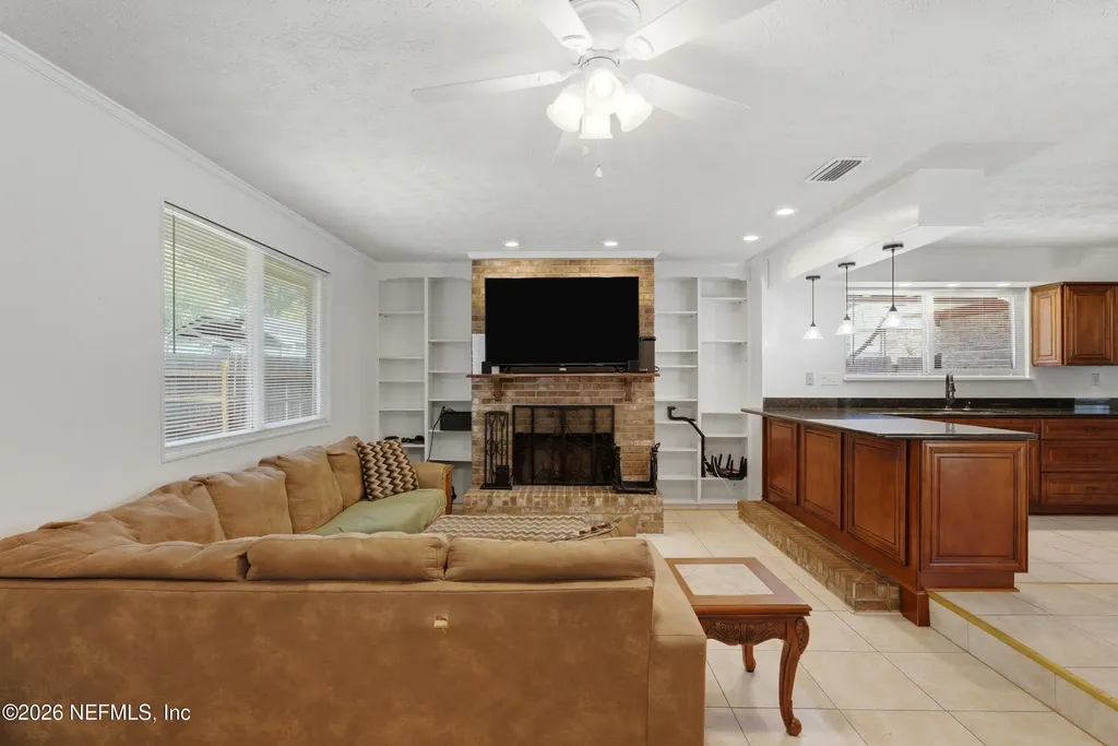 6935 Alana Road Jacksonville FL 32211
