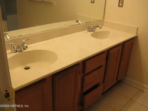 8464 Three Creeks Boulevard Jacksonville FL 32220