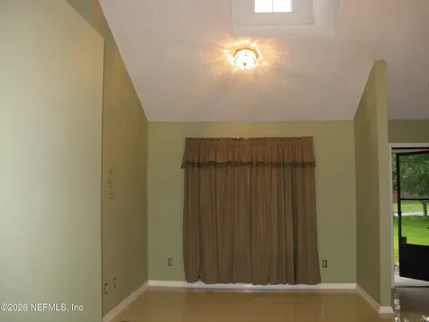 8464 Three Creeks Boulevard Jacksonville FL 32220