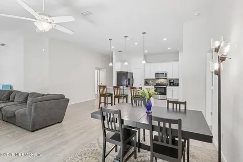 6117 Patriots Landing Lane Jacksonville FL 32244
