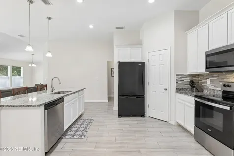 6117 Patriots Landing Lane Jacksonville FL 32244