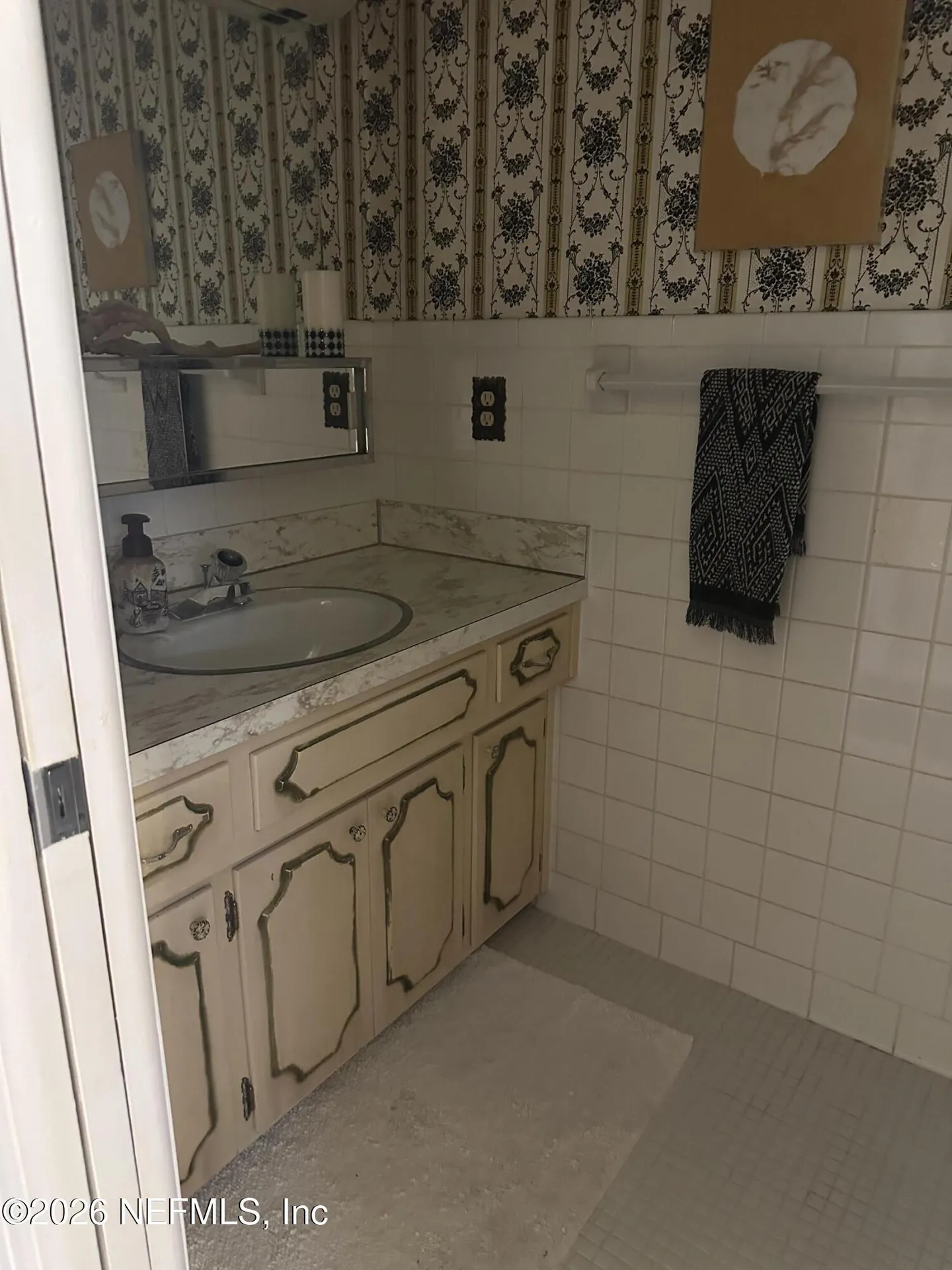 8468 Philrose Drive W Jacksonville FL 32217