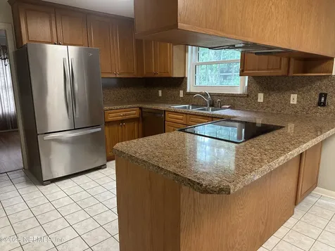 8468 Philrose Drive W Jacksonville FL 32217