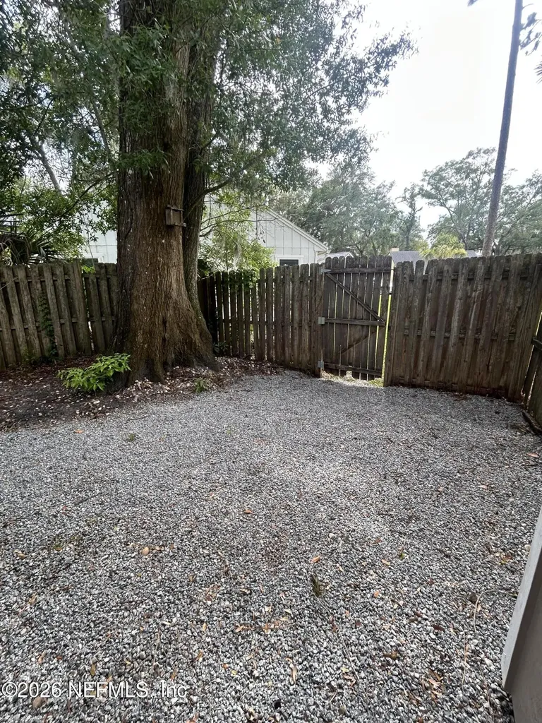 2443 Footbridge Lane Jacksonville FL 32224
